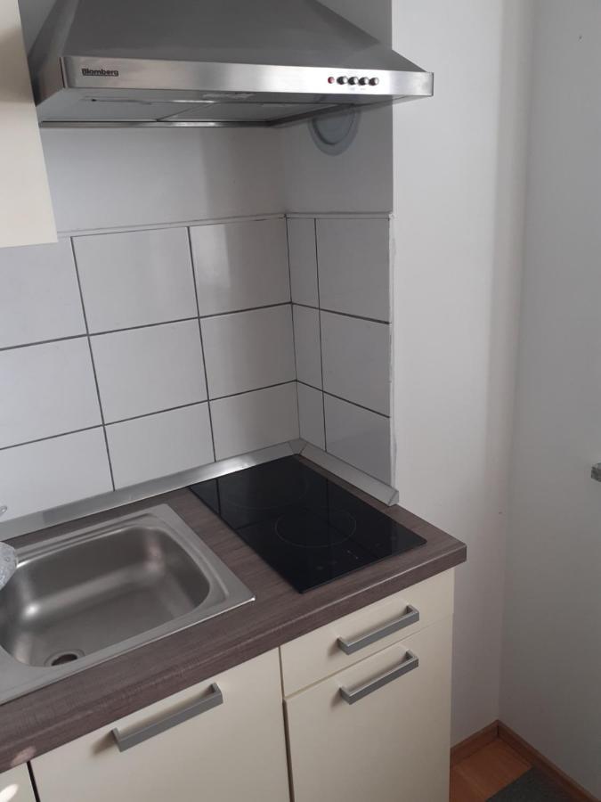 Ljubas Apartment *